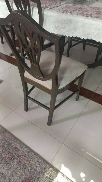 dinning table with 6chairs 2