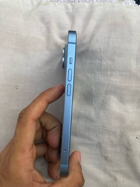 IPHONE 14 blue /- 128 Non PTA / Sim Working 4