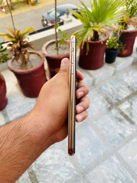 iPhone 11 Pro Max pta approved 5