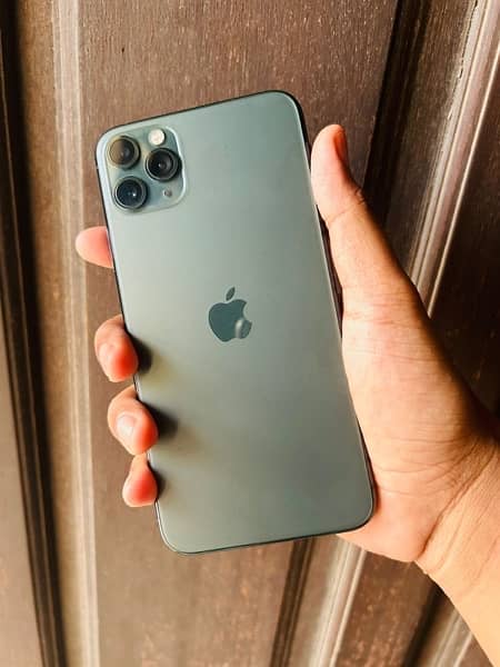 iPhone 11 Pro Max 256GB PTA Approved 1