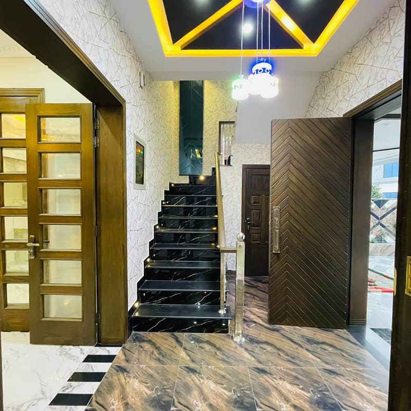 10 Marla Brand New Double Unit Luxury House For sale in Bahria Town Lahore 11