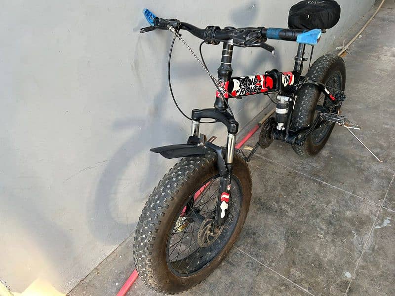 LAND ROVER FAT TIRE BICYCLE 2