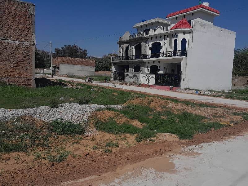 Plot For Sale on ideal location opposite Askari 14 11