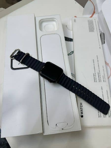 Apple watch series 4 stainless steel 1