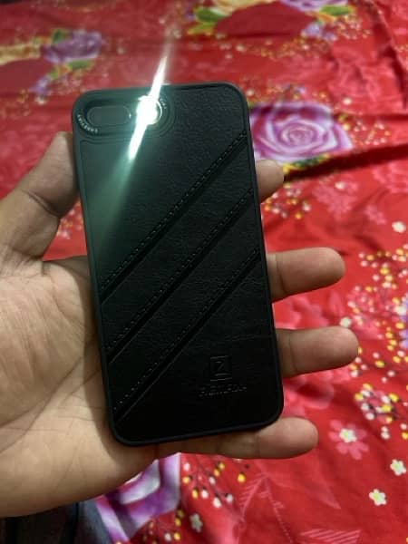 iphone 8 plus 64gb pta aproved sell only not exchange 4