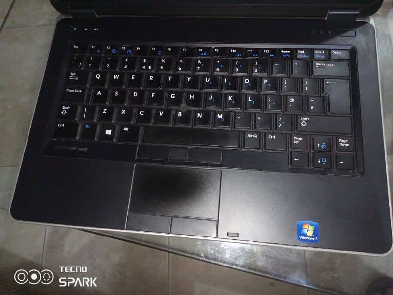 Dell Latitude E-6440 2