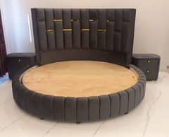 I want to sell this bed urgently only 3-4 months used same as new
