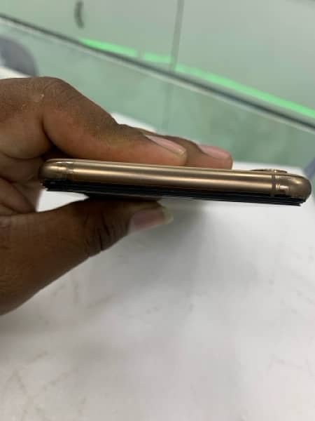 iphone xs max pta approved dual physical 64gb 5