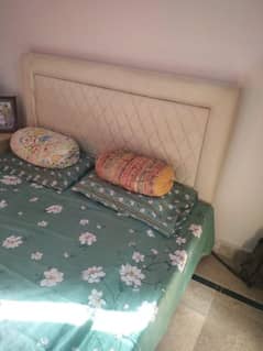 poshish bed for sale