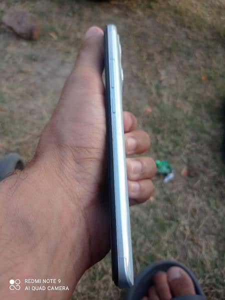 vivo y55 condition 10 by 10 he box charger original sath he 4