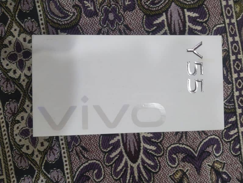 vivo y55 condition 10 by 10 he box charger original sath he 7