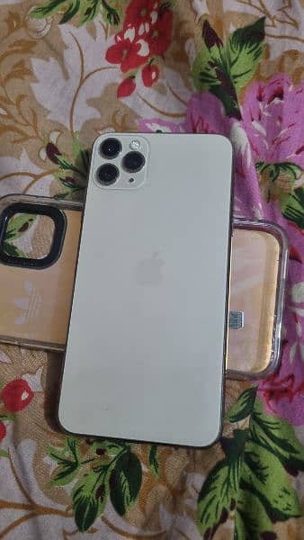 iphone 11 pro max/256gb/factory unlock[Exchange possible] 0