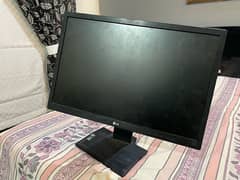 LG 24 iches lcd monitor