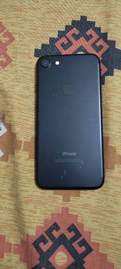 iphone 7 for sell 10 /10 condition. contact number +923232772248
