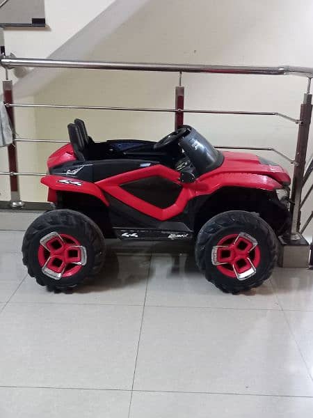big car for kids full remote battery in good condition 0