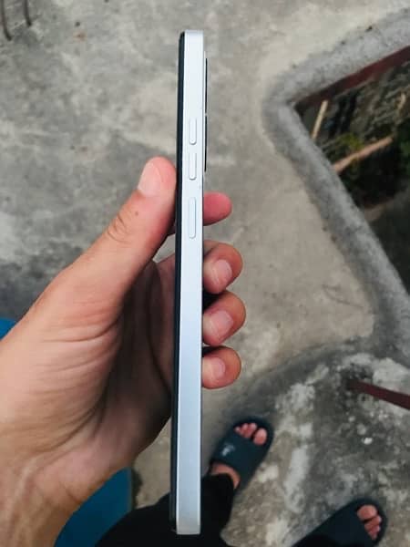 Tecno Spark 10 pro 5