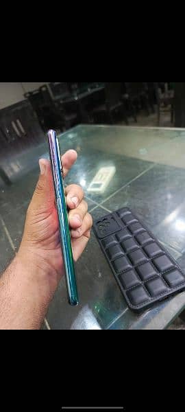 Oppo F1 19 Pro 4