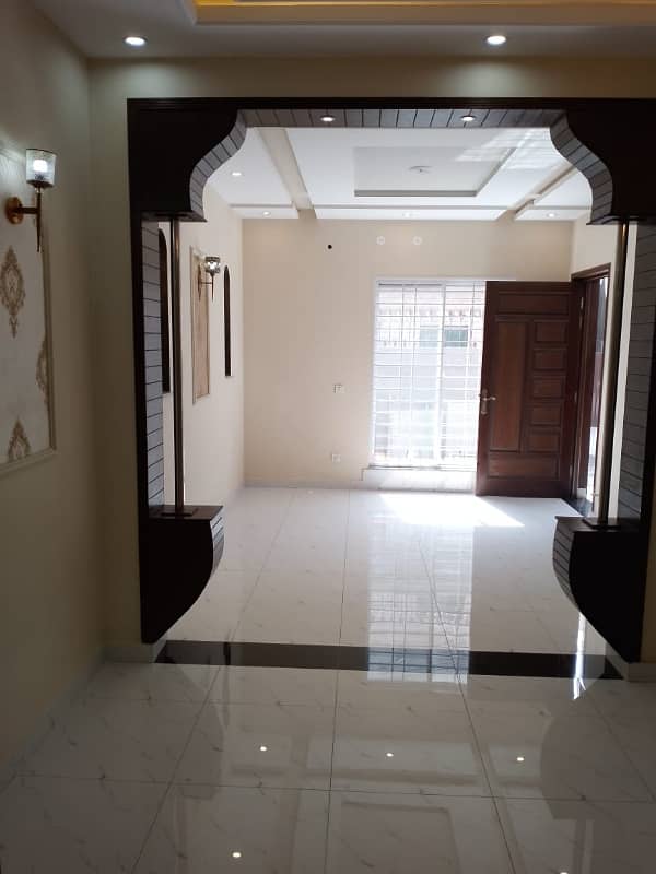 5 Marla Office For Rent In Johar Town 21