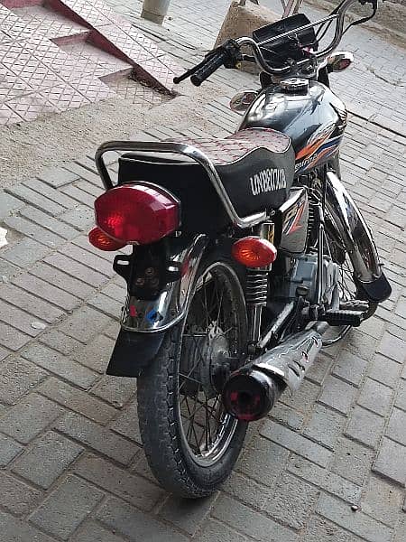 Honda 125 good condition 2018 modal sukkur number 1