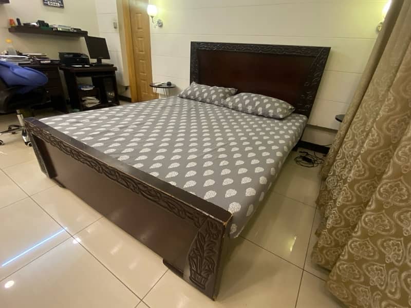 King size bed with mattress 2