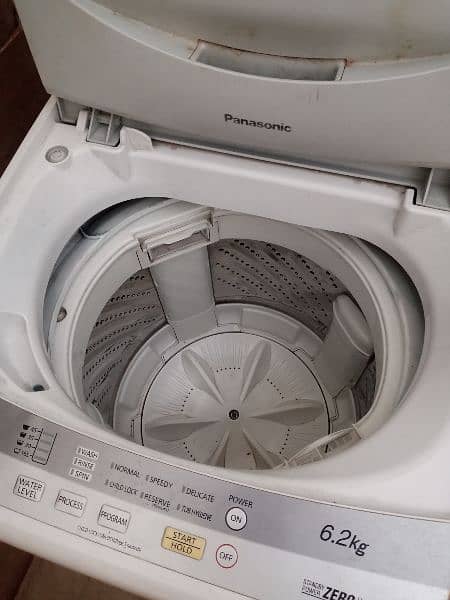 washing machine and dryer Panasonic in good condition 2