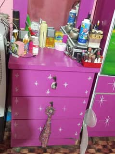 dressing table used as new pink colour 0