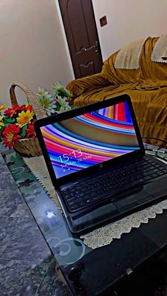 Hp laptop Core (TM) i3  Cpu @ 2.40GHz 1