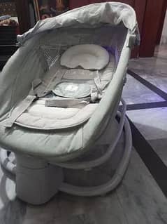 mastela 4 in 1 baby electic swing bassinet