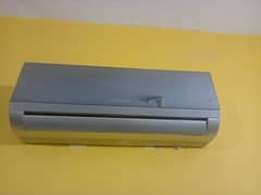 1 TON KENWOOD CRYSTAL AIR CONDITIONER