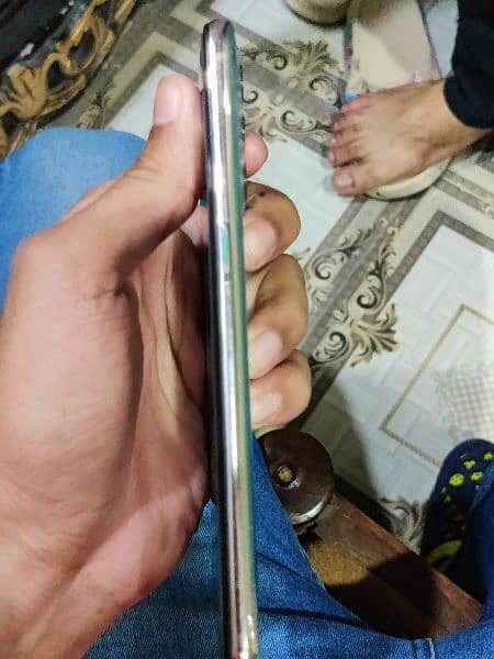 oppo reno 5 condition 10/10 box available charger available genuine 5