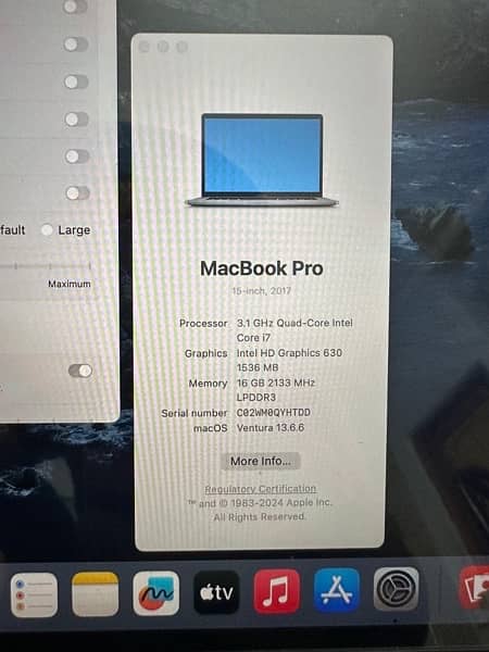 MacBook Pro 2017 Core i7 15 Inch Touch Bar 1 TB 8