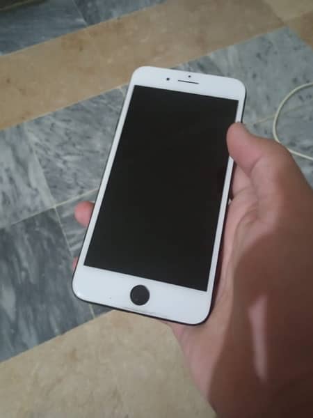 iPhone 7plus 128gb pta approved for sale urgent 1