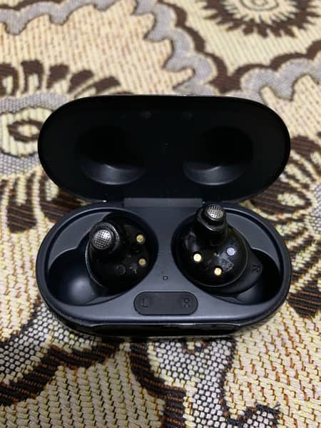 Samsung original airpods for sale model (SM R175) 5