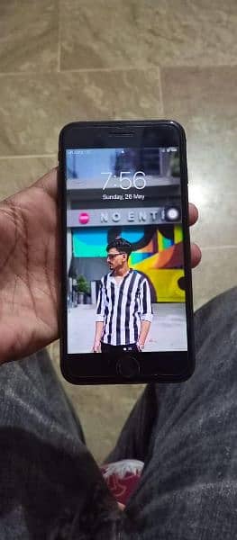 i phone 7 plus pta approved 0