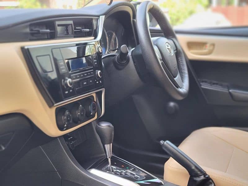 Toyota Corolla XLI 2019 automatic 10