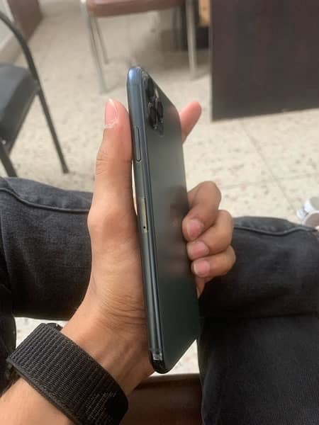 IPhone 11 Pro Max 256gb 4