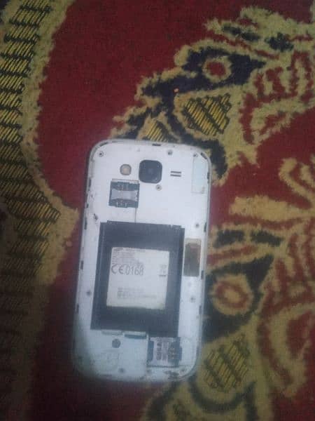 Samsung mobile Ran 1GB Mamore 8GB  Bodo 2
