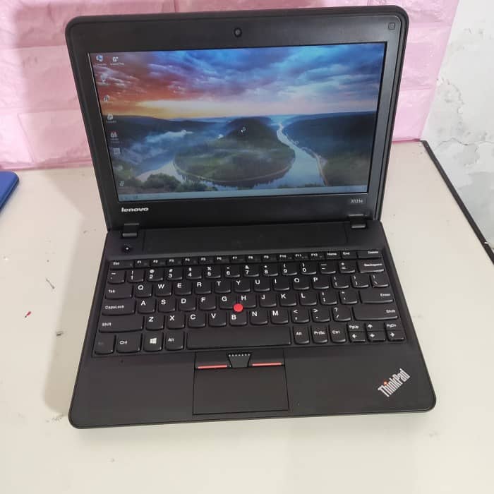 LENOVO THINKPAD E130 CORE i5 GEN. 3rd 4GB DDR3 RAM 80GB SSD 320GB HDD 0