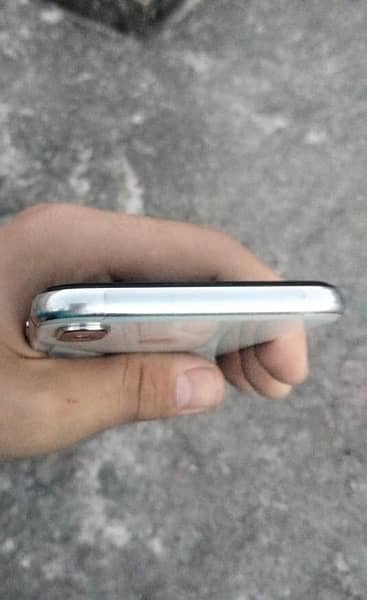 IPhone X 64 GB non pta waterpack 1