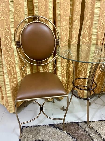 2 wrought iron accent chairs and table set in perfect condition 1