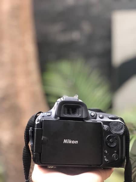 Nikon D5200 with 18/55 lens 7