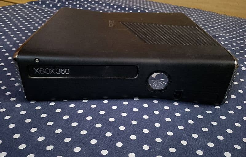 Xbox 360 slim 250GB 2