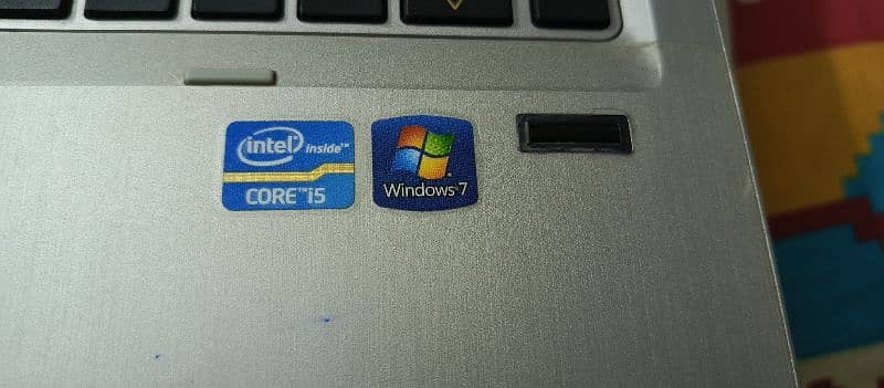 Hp EliteBook 8470P I5-3rd generation 17