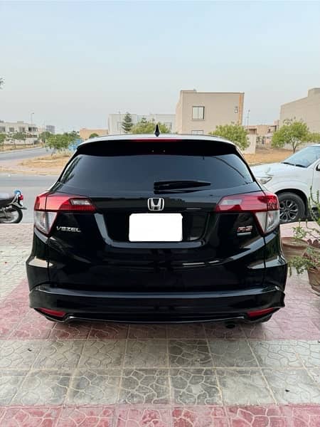 Honda Vezel 2016 8