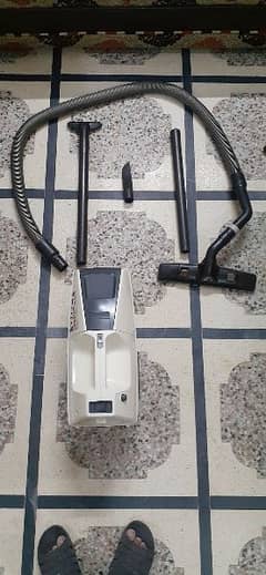 Imported Malaysian National Vaccum cleaner 0