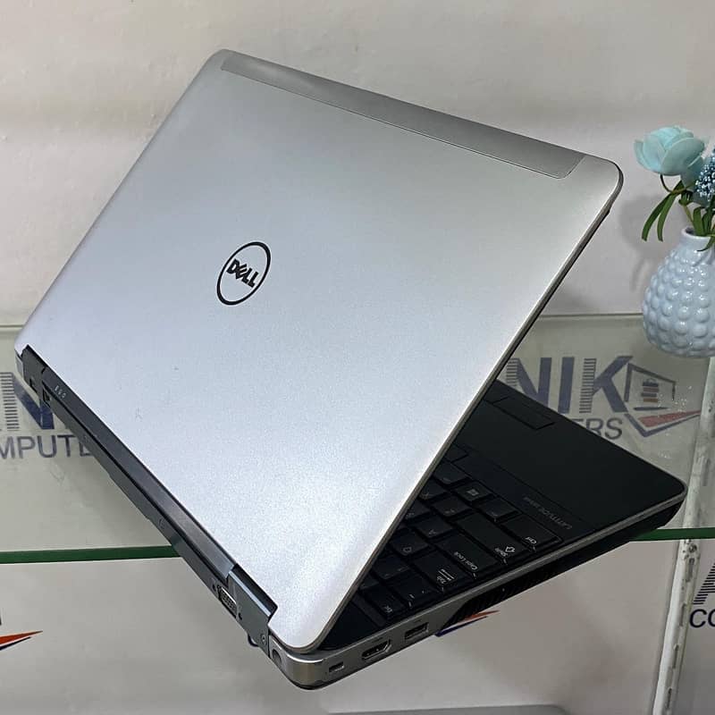 DELL LATITUDE E6540 CORE i5 GEN. 4th DUAL SSD+HDD NUMPAD FHD 8GB RAM 2