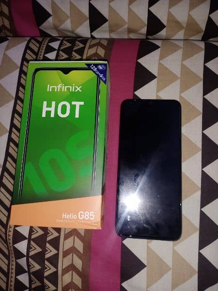 infinix hot10s 6/128 10/10 condition with box and all accessories pta 1
