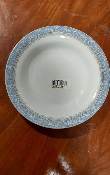 Urgent New Crockery Set For Sale Made In France 5