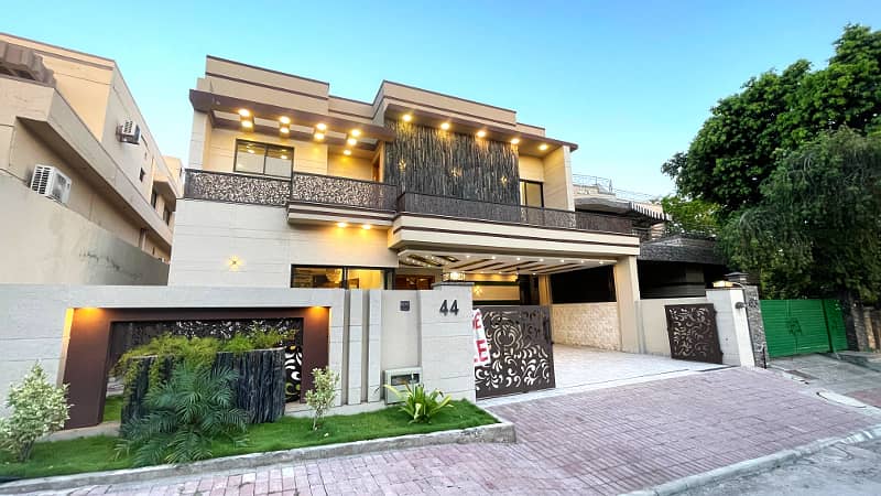 1 kanal Modern design House Available For Sale On Prime Location of Bahria town 1