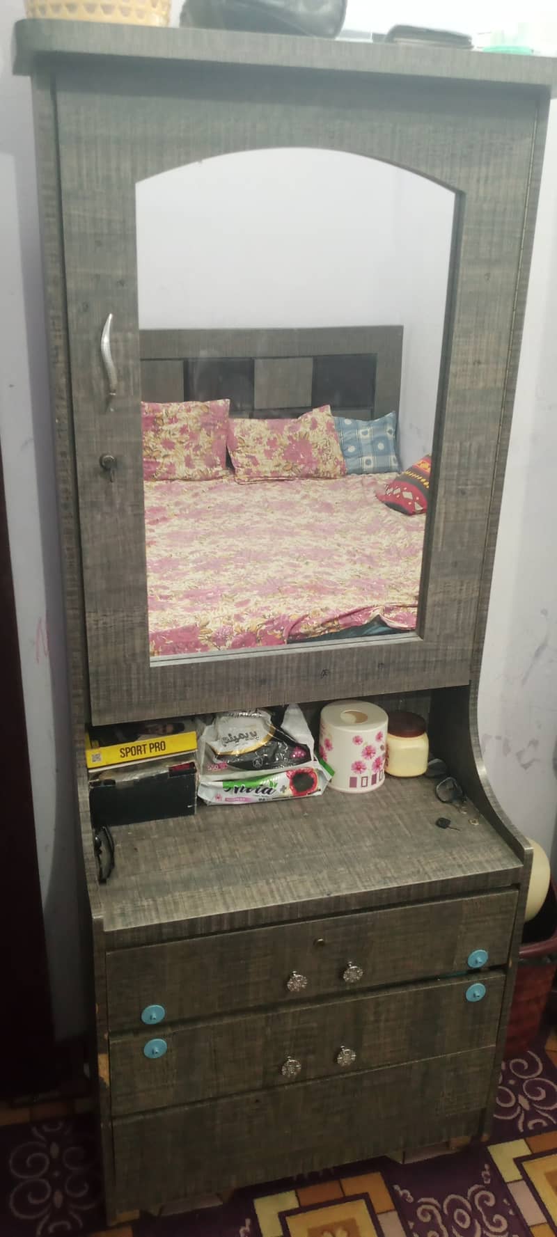 - Bed Without Mattress, Three Door Alamari,Dressing & Dinning Table. 3